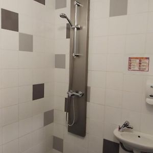 Chambre Juste Pour Femmes Dortoir